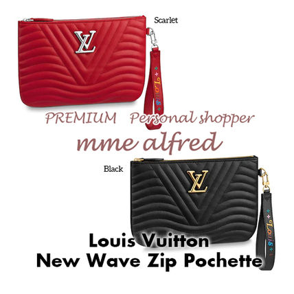 Louis Vuitton Casual Style Calfskin Plain Clutches 