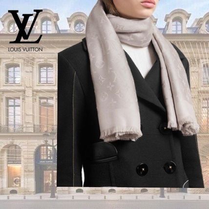 Louis Vuitton Monogram Shawl M71336 