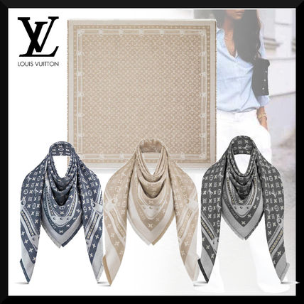 Louis Vuitton Lightweight Scarves  Shawls M76341 M73698 M73699 