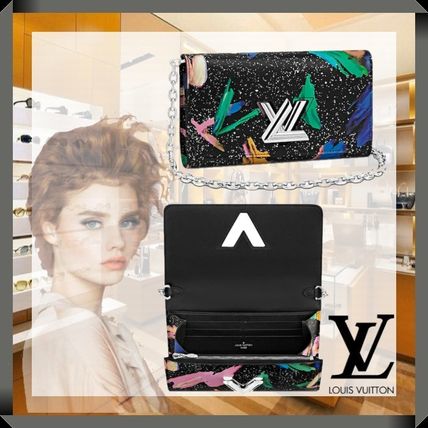 Louis Vuitton TWIST 2020 SS 2WAY Leather Elegant Style Crossbody Logo Shoulder Bags M67695 