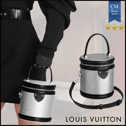 Louis Vuitton Leather Elegant Style Crossbody Logo Handbags 