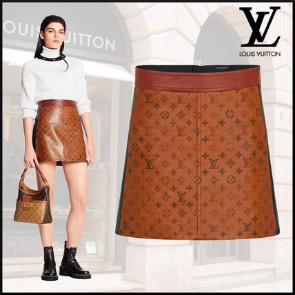 Louis Vuitton Short Monogram Silk Street Style Leather Logo Mini Skirts 1A82RO 