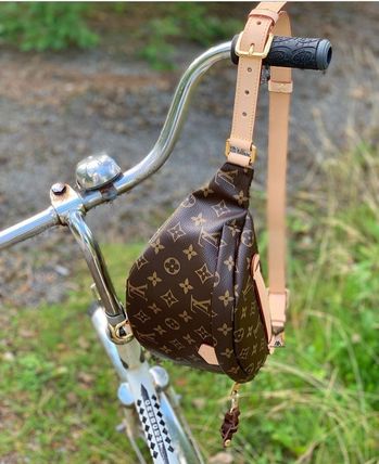 Louis Vuitton Monogram Casual Style Unisex 2WAY Leather Logo Shoulder Bags 