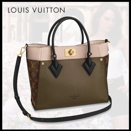 Louis Vuitton On My Side M55302 