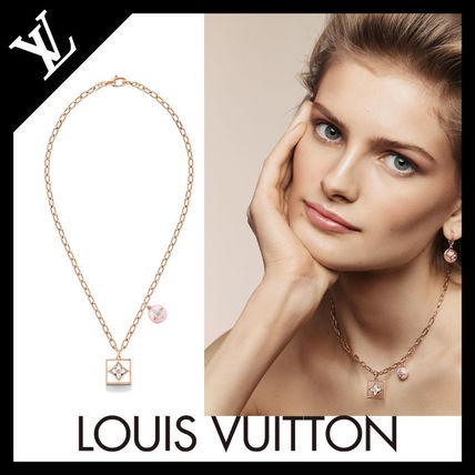 Louis Vuitton Blended Fabrics Initial Chain Party Style 18K Gold Q94465 