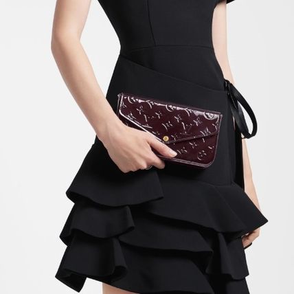 Louis Vuitton MONOGRAM VERNIS 2020 Cruise Felicie Pochette M61267 