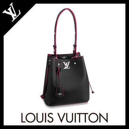 Louis Vuitton Lockme Bucket M54677 