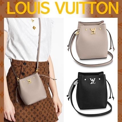Louis Vuitton Casual Style 2WAY Leather Purses Elegant Style Crossbody M68709 M69205 