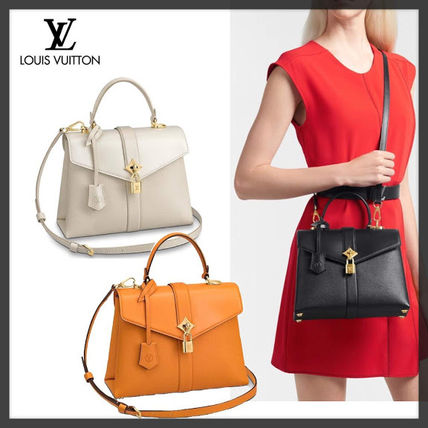 Louis Vuitton 2020 SS Calfskin 2WAY Plain Leather Elegant Style Crossbody Logo 