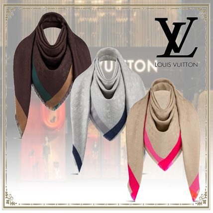 Louis Vuitton 2020 SS On The Edge Monogram Shawl M76372 M76371 M76465 