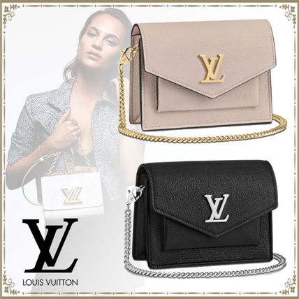 Louis Vuitton 2020 SS Chain Plain Leather Elegant Style Logo Shoulder Bags 
