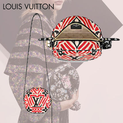 Louis Vuitton 2020 21AW Monogram Canvas Logo Shoulder Bags 