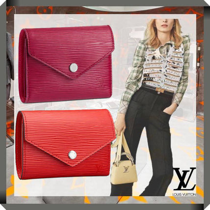 Louis Vuitton 2020 SS Leather Folding Wallet Logo Folding Wallets M62172 M62171 