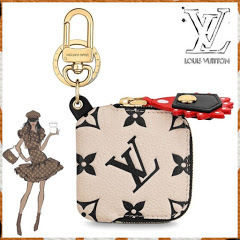 Louis Vuitton MONOGRAM 2020 21AW Lv Crafty Square Pouch Bag Charm And Key Holder M69721 