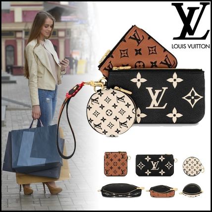 Louis Vuitton 2020 21AW Monogram Leather Logo Pouches  Cosmetic Bags M69516 
