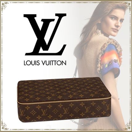 Louis Vuitton 2020 SS Monogram Unisex Canvas Pouches  Cosmetic Bags 