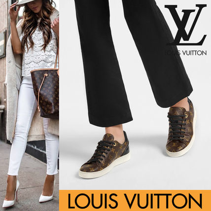 Louis Vuitton Monogram Casual Style Street Style Elegant Style 