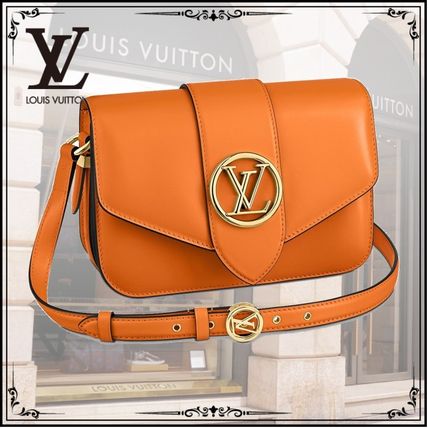 Louis Vuitton 2020 SS Shoulder Bags M55946 