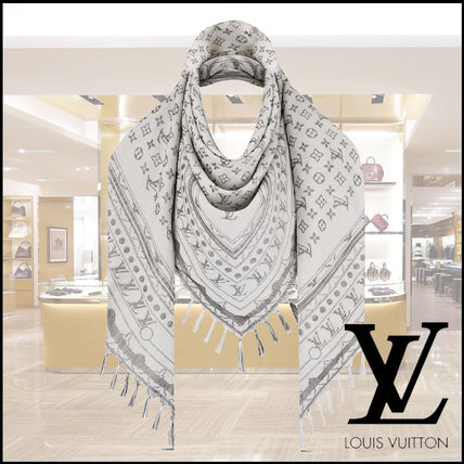 Louis Vuitton Monogram Wool Silk Studded Fringes Logo Knit  Fur Scarves M76368 