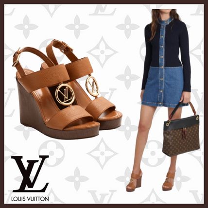 Louis Vuitton 2020 SS Casual Style Plain Elegant Style Logo Heeled Sandals 