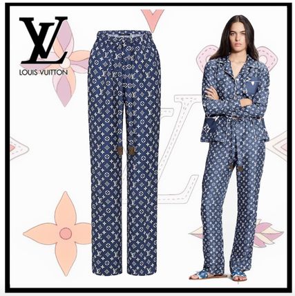 Louis Vuitton 2020 SS Monogram Unisex Silk Street Style Logo Lounge  Sleepwear 1A7SFP 1A7SFO 1A7SFN 1A7SFM 1A7SFL 