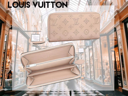 Louis Vuitton MONOGRAM Monogram Unisex Leather Long Wallet Logo Long Wallets M61868 