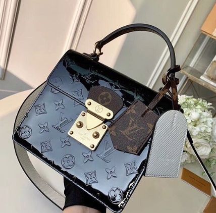 Louis Vuitton MONOGRAM VERNIS Monogram Leather Logo Handbags M90505 M90468 M90514 M90375 