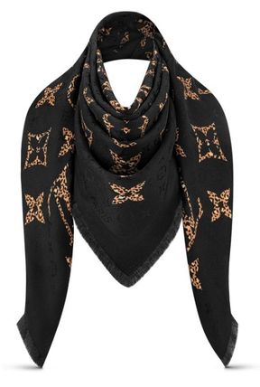 Louis Vuitton Studdy Denim Monogram Shawl M75882 