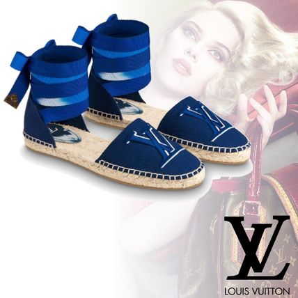 Louis Vuitton 2020 SS Round Toe Elegant Style Logo Platform  Wedge Sandals 