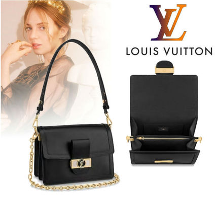 Louis Vuitton Casual Style 2WAY Plain Leather Elegant Style Crossbody Logo 