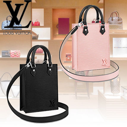 Louis Vuitton Casual Style Plain Leather Elegant Style Crossbody Logo M69575 M69441 