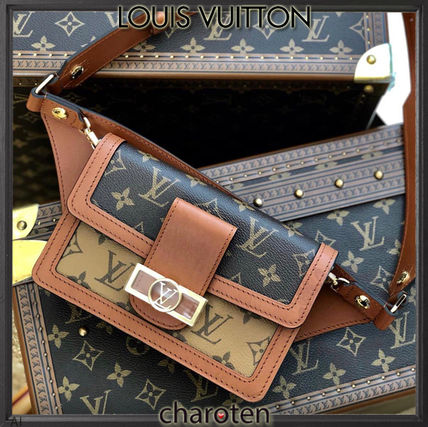 Louis Vuitton MONOGRAM 2019 SS Monogram Unisex Canvas Bi color Elegant Style Crossbody 