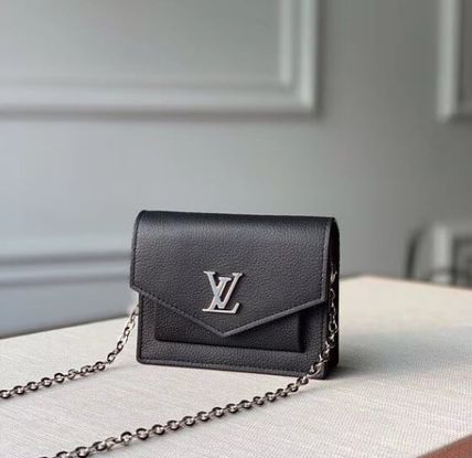 Louis Vuitton Chain Shoulder Bags M69204 M69183 