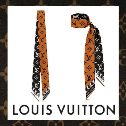Louis Vuitton MONOGRAM 2020 21AW Monogram Silk Bi color Logo Knit  Fur Scarves M76498 