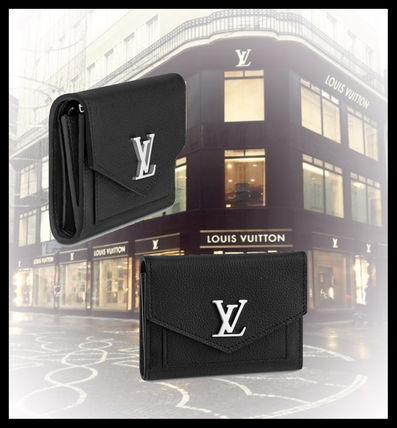 Louis Vuitton Plain Leather Small Wallet Logo Coin Cases 