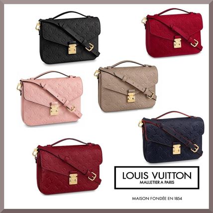 Louis Vuitton Pochette Metis M44881 M44793 M44155 M44071 M41487 
