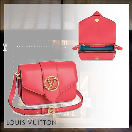 Louis Vuitton 2020 SS Casual Style Plain Leather Elegant Style Logo Handbags M55949 