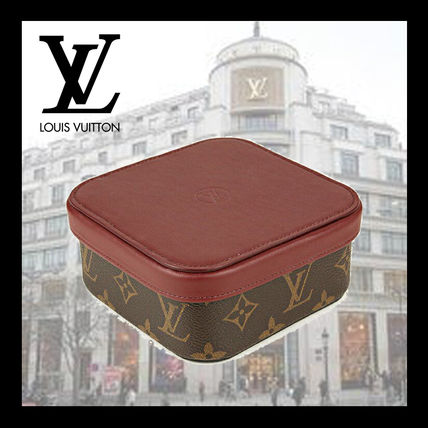 Louis Vuitton MONOGRAM Monogram Unisex Leather Logo Accessories 