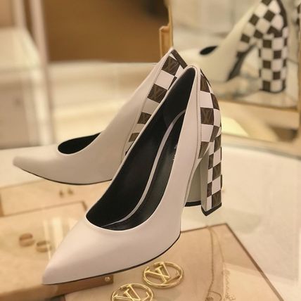 Louis Vuitton DAMIER 2020 SS Other Plaid Patterns Bi color Leather Elegant Style 1A66JJ 