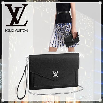 Louis Vuitton Monogram Casual Style Plain Elegant Style Crossbody Logo M63926 