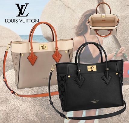 Louis Vuitton Totes M53826 M53825 