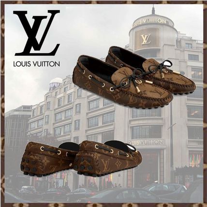 Louis Vuitton MONOGRAM Gloria Flat Loafer 1A65IY 