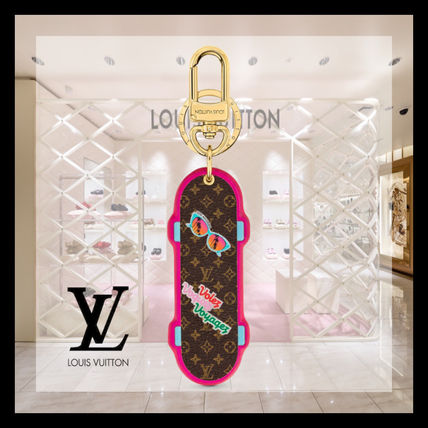 Louis Vuitton 2020 SS Lv Skateboard Bag Charm And Key Holder M69006 