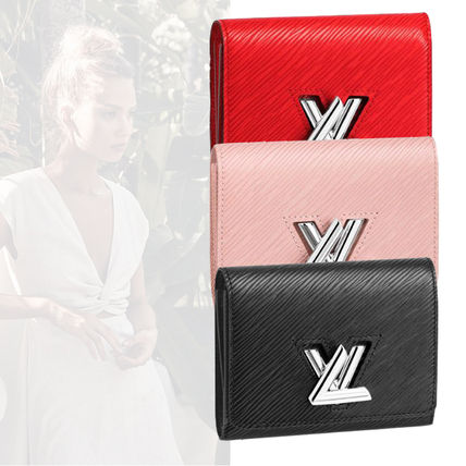 Louis Vuitton TWIST 2020 21AW Plain Leather Folding Wallet Logo Folding Wallets 