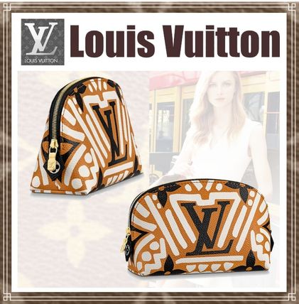 Louis Vuitton MONOGRAM 2020 21AW Monogram Street Style Leather Logo Pouches  Cosmetic Bags M45475 
