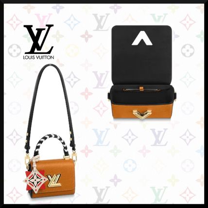 Louis Vuitton TWIST 2020 21AW Leather Elegant Style Logo Shoulder Bags M56849 