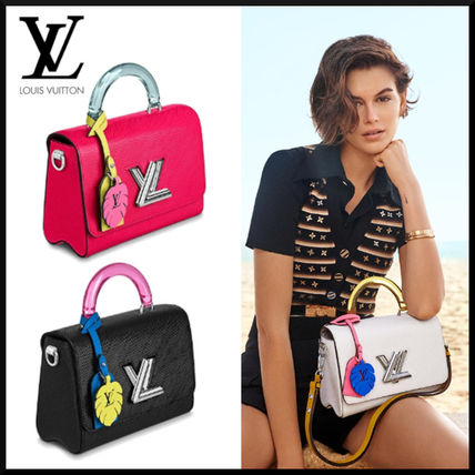 Louis Vuitton 2020 SS Casual Style Bi color Plain Leather Elegant Style Crossbody M56132 M56131 M56112 