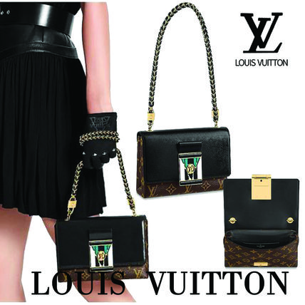 Louis Vuitton Pochette Lv Thelma M44916 