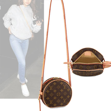 Louis Vuitton 2020 SS Canvas Crossbody Logo Shoulder Bags 