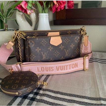Louis Vuitton Monogram Casual Style Unisex Street Style Logo Shoulder Bags 